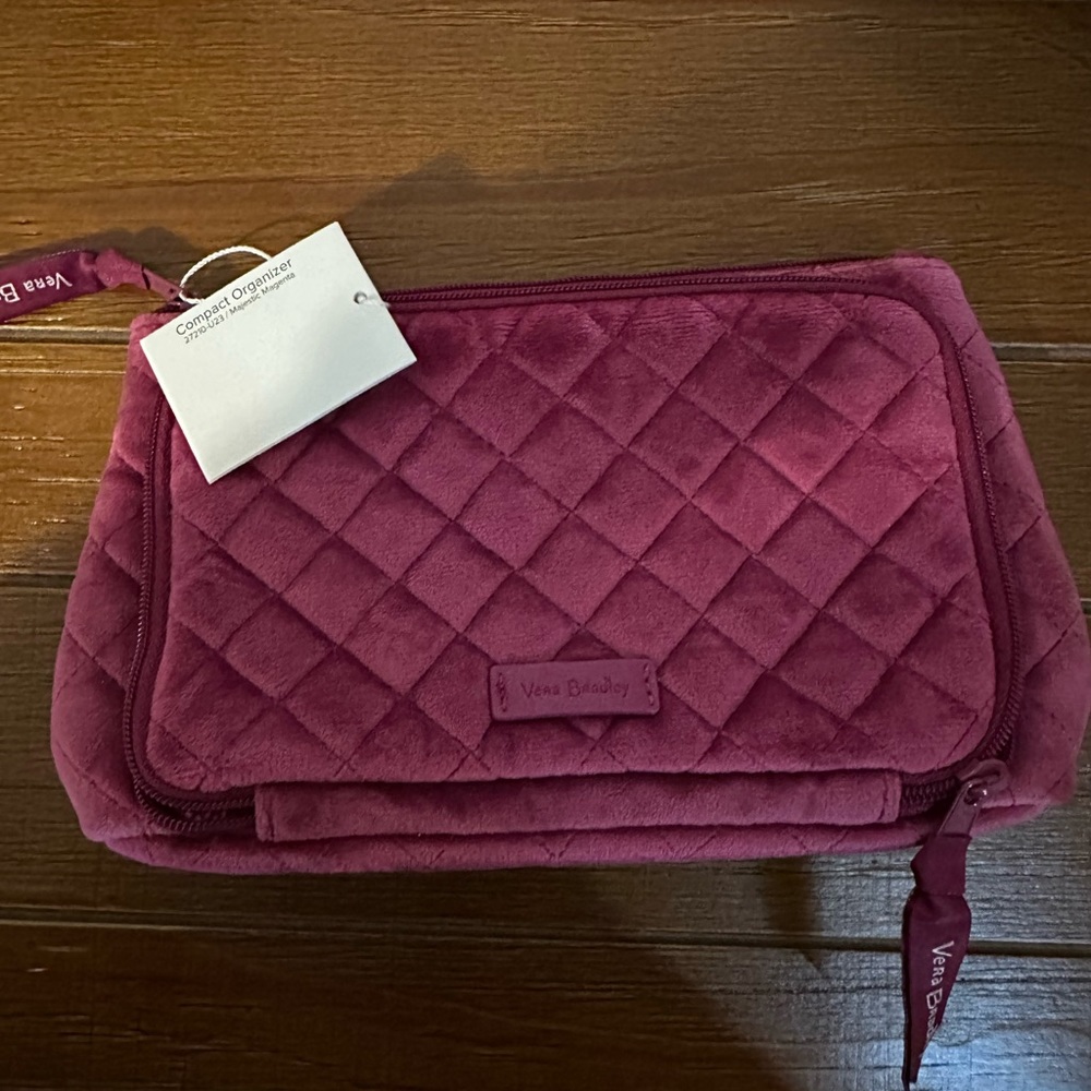 Vera Bradley Compact Organizer Majestic Magenta -new with tag
